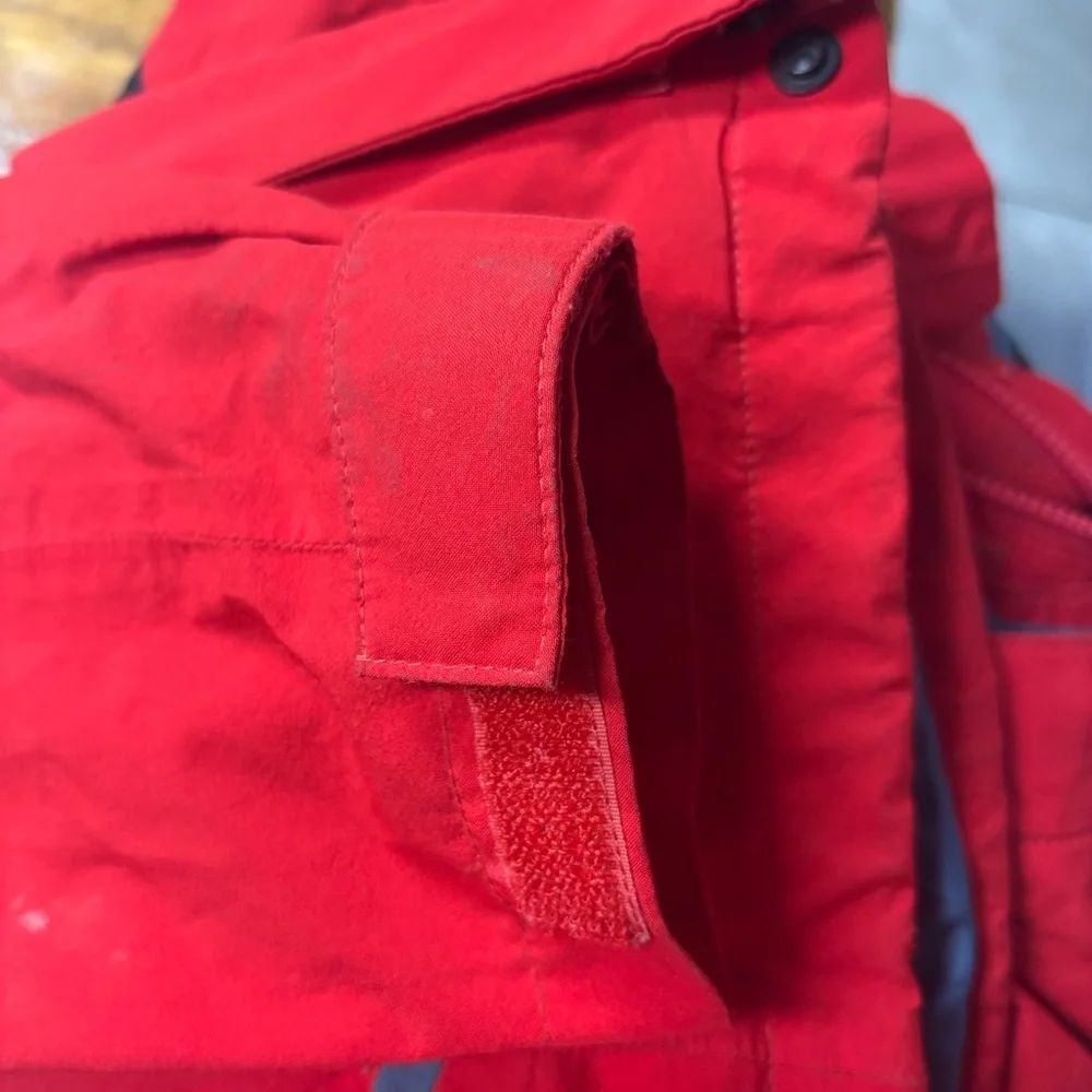 The‎ North Face Red Hyvent Jacket Boys Size XL (18/20)